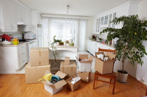 Reliable man and van Richmond service supporting a smooth move