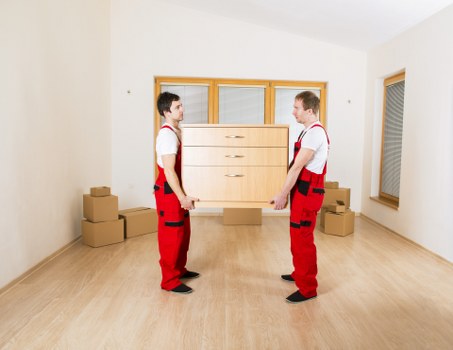 Removal truck hire option for local Richmond moves and deliveries